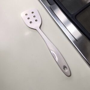 White Melamine Slotted Kitchen Spatula Turner 13” Vintage Style Utensil